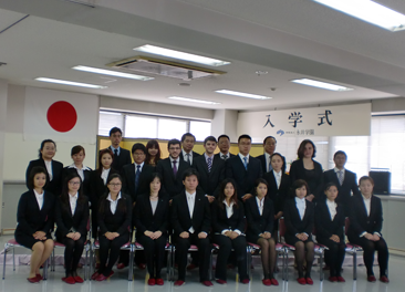 赴日学子风采